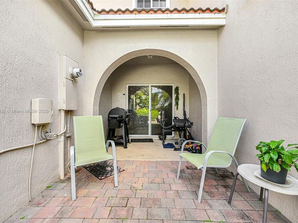 27534 SW 140th Ave, Homestead FL 33032