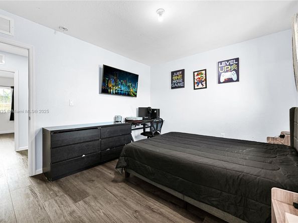 27534 SW 140th Ave, Homestead FL 33032