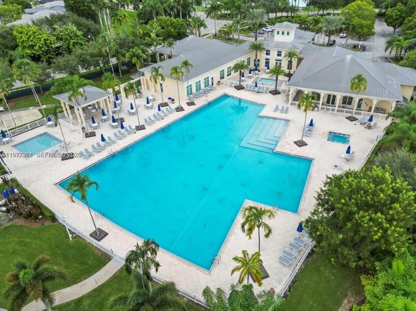 236 SE 32nd Ave, Homestead FL 33033