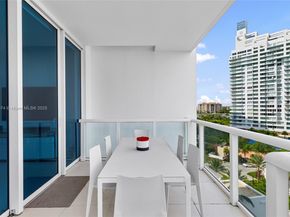 50 S Pointe Dr 1005, Miami Beach FL 33139