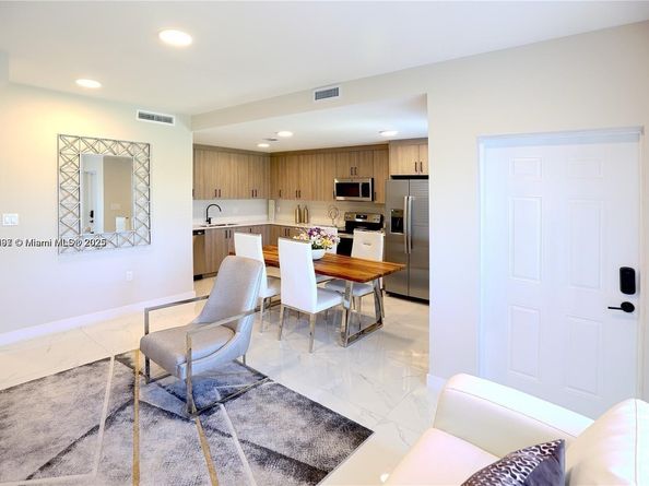 25761 SW 144th Ave, Homestead FL 33032