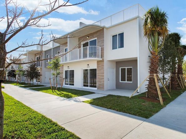 25761 SW 144th Ave, Homestead FL 33032