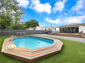 112 NW 53rd St, Miami FL 33127