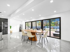 112 NW 53rd St, Miami FL 33127