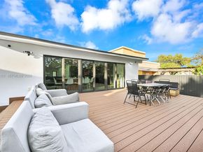 112 NW 53rd St, Miami FL 33127