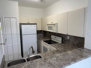 7130 NW 177th St 1038, Hialeah FL 33015