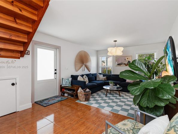 Undisclosed Address #A11929850, Miami FL 33186