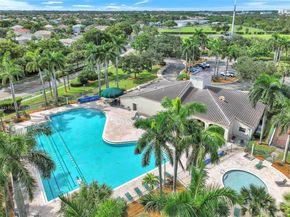544 NW 159th Ln, Pembroke Pines FL 33028