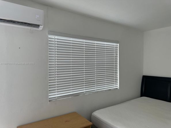 2330 W 6th Ct, Hialeah FL 33010