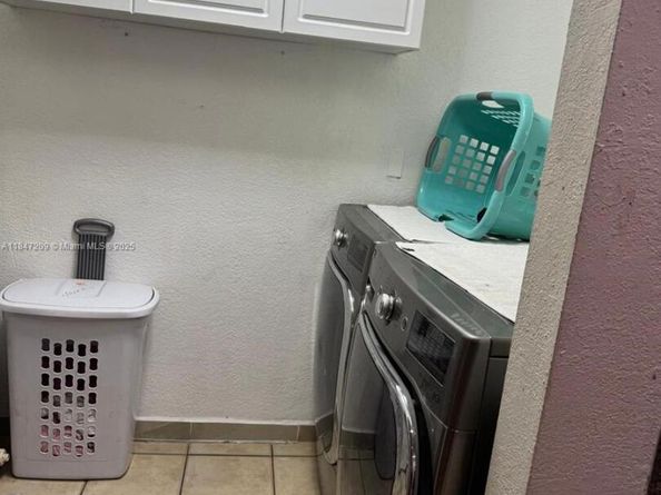 2330 W 6th Ct, Hialeah FL 33010