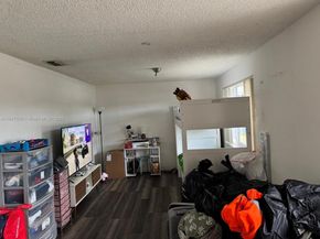 2330 W 6th Ct, Hialeah FL 33010