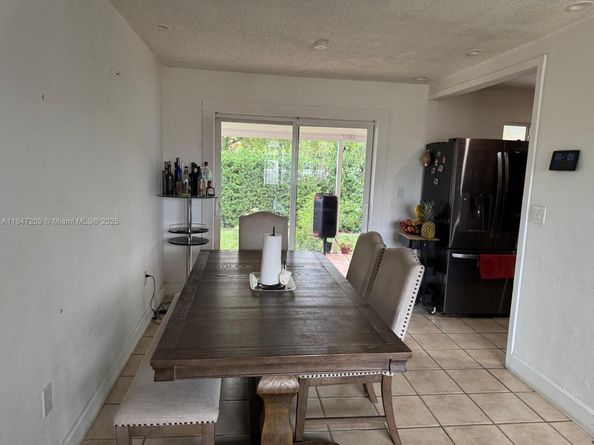 2330 W 6th Ct, Hialeah FL 33010