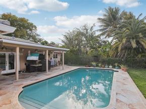 11573 NW 39th Pl, Coral Springs FL 33065