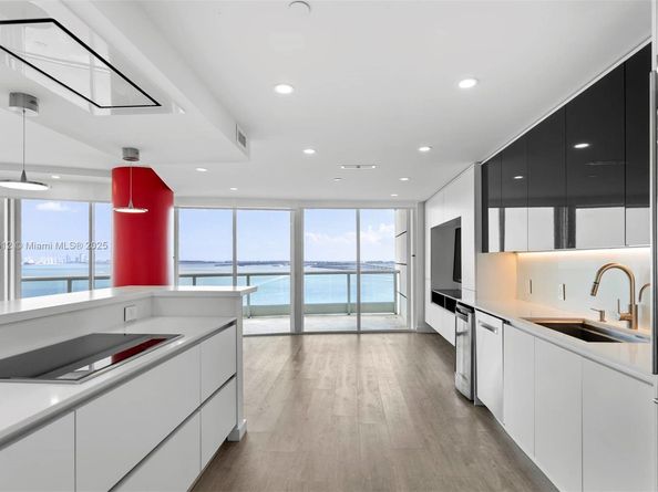 2127 Brickell Ave 1701, Miami FL 33129