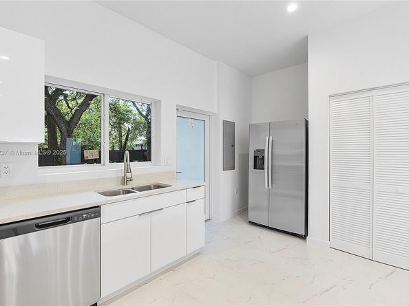 5431 & 5433 NW 5th Ave, Miami FL 33127