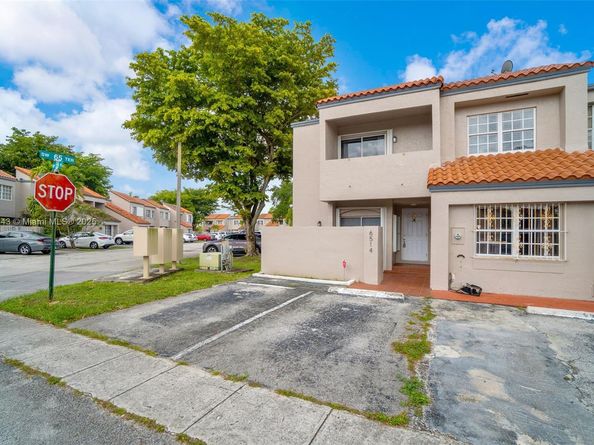 6514 SW 128th Pl 6514, Miami FL 33183