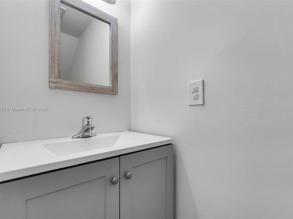 6514 SW 128th Pl 6514, Miami FL 33183