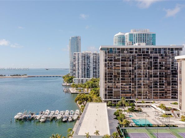 1925 Brickell Ave D2006, Miami FL 33129