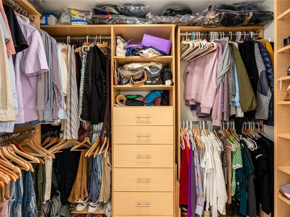 1925 Brickell Ave D2006, Miami FL 33129