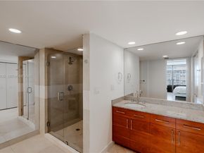 1925 Brickell Ave D2006, Miami FL 33129