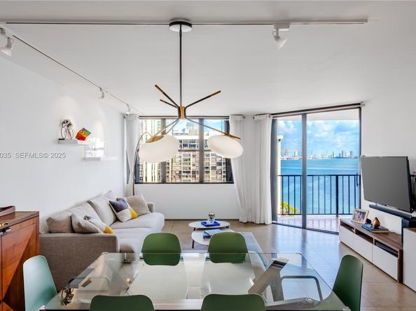 1925 Brickell Ave D2006, Miami FL 33129