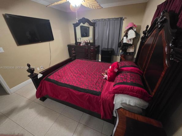 3600 E 5th Ave, Hialeah FL 33013