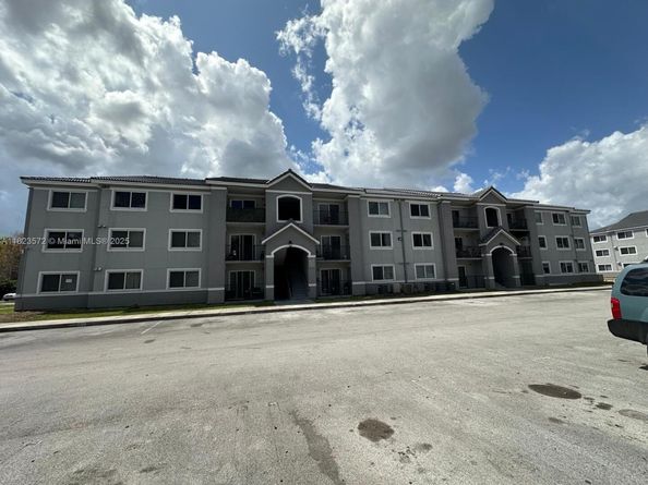 15422 SW 284 St 7207, Homestead FL 33033