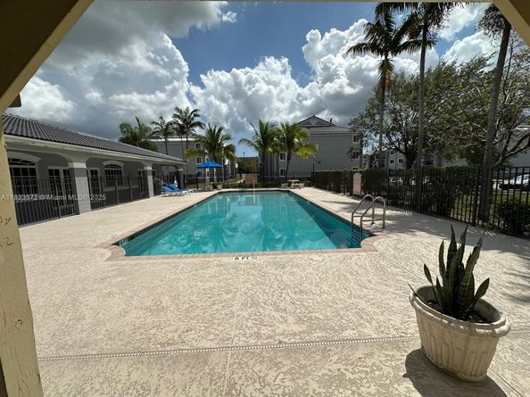 15422 SW 284 St 7207, Homestead FL 33033