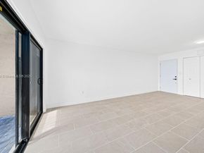 680 W Park Dr 3106, Miami FL 33172