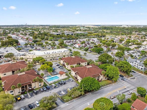 680 W Park Dr 3106, Miami FL 33172