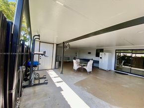 5017 SW 139th Pl, Miami FL 33175