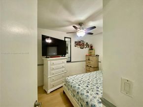 5017 SW 139th Pl, Miami FL 33175