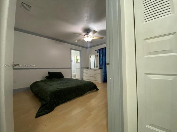 5017 SW 139th Pl, Miami FL 33175