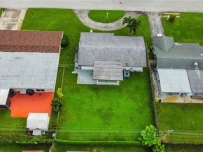 1160 NW 79th Ter, Pembroke Pines FL 33024