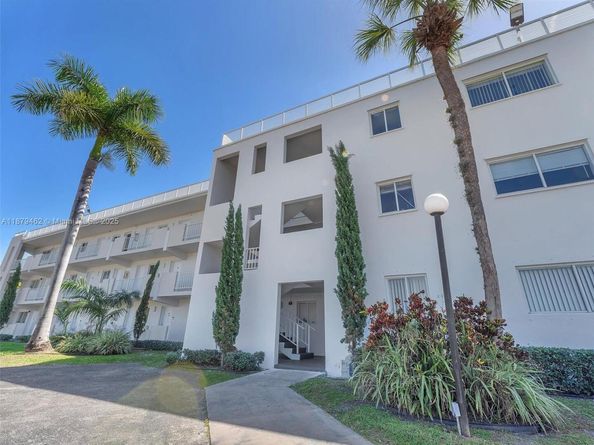 7737 SW 88th St C312, Miami FL 33156