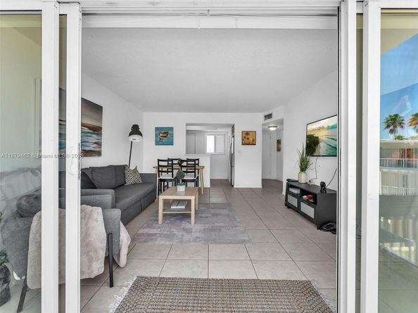 7737 SW 88th St C312, Miami FL 33156