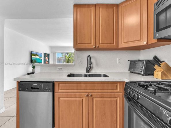 7737 SW 88th St C312, Miami FL 33156