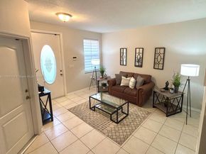 8922 SW 108th Pl, Miami FL 33176