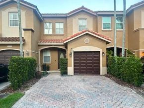 8922 SW 108th Pl, Miami FL 33176
