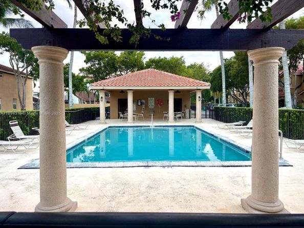 8922 SW 108th Pl, Miami FL 33176