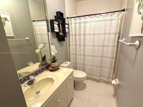 8922 SW 108th Pl, Miami FL 33176