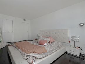 555 NE 15th St 32E, Miami FL 33132