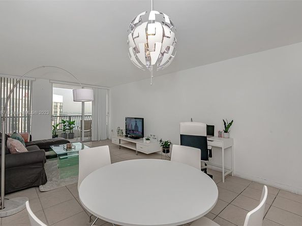 555 NE 15th St 32E, Miami FL 33132