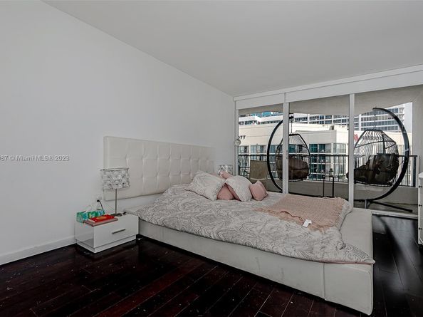 555 NE 15th St 32E, Miami FL 33132