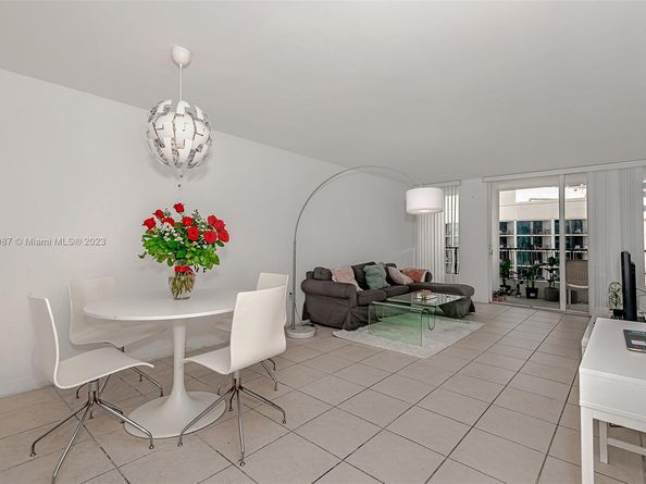 555 NE 15th St 32E, Miami FL 33132
