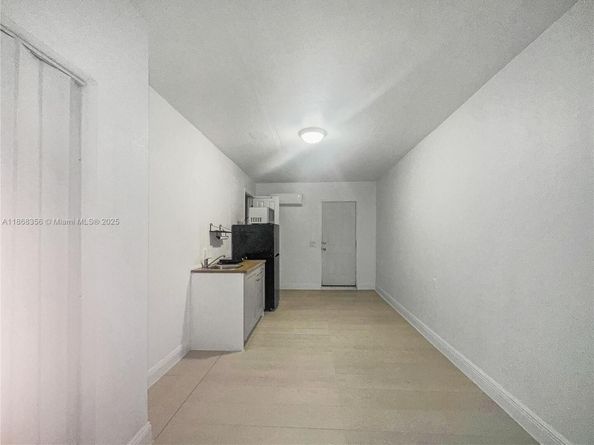 9400 NW 13th St, Pembroke Pines FL 33024