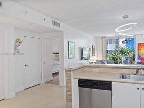 5091 NW 7th St 503, Miami FL 33126