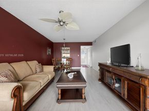 8051 N Sunrise Lakes Dr 307, Sunrise FL 33322