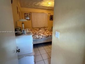 218 E 20th St, Hialeah FL 33010