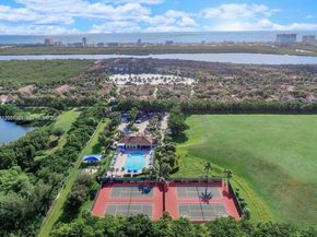 1125 Butternut Ln, Hollywood FL 33019